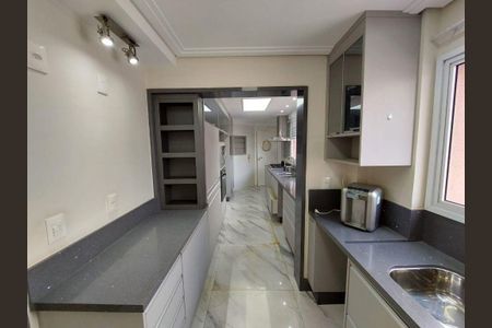 Apartamento à venda com 205m², 3 quartos e 4 vagas
