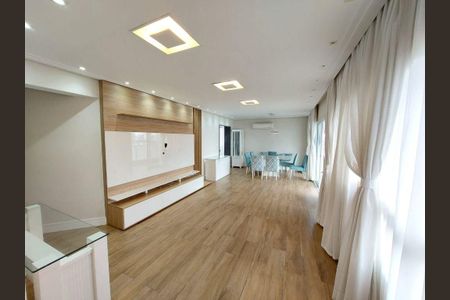 Apartamento à venda com 205m², 3 quartos e 4 vagas