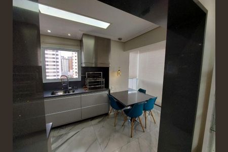 Apartamento à venda com 205m², 3 quartos e 4 vagas