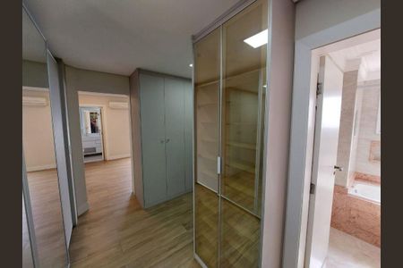 Apartamento à venda com 205m², 3 quartos e 4 vagas