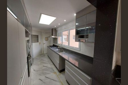 Apartamento à venda com 205m², 3 quartos e 4 vagas