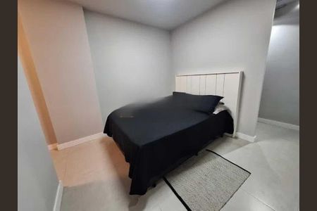 Apartamento à venda com 70m², 2 quartos e 1 vaga