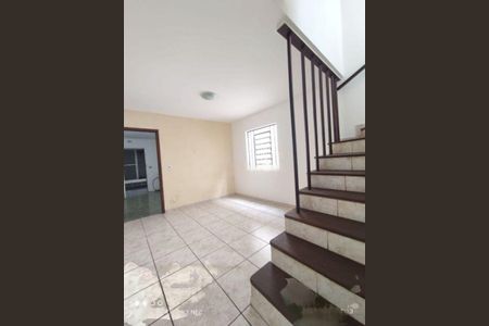 Casa à venda com 3 quartos, 150m² em Jardim Luanda, São Paulo