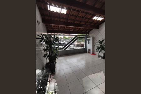 Casa à venda com 3 quartos, 120m² em Jardim Ernestina, São Paulo