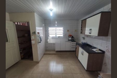 Casa à venda com 194m², 2 quartos e 1 vaga