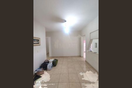 Casa à venda com 2 quartos, 194m² em Jardim Orly, São Paulo
