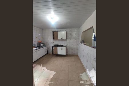 Casa à venda com 2 quartos, 194m² em Jardim Orly, São Paulo