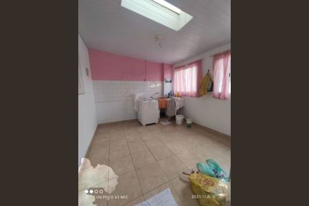 Casa à venda com 2 quartos, 194m² em Jardim Orly, São Paulo