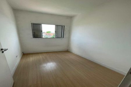 Quarto de apartamento para alugar com 2 quartos, 40m² em Chácaras Caxingui, Embu das Artes