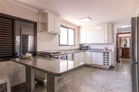 Apartamento à venda com 150m², 3 quartos e 2 vagas