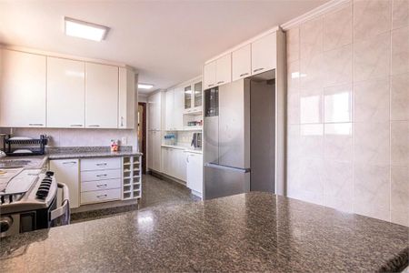 Apartamento à venda com 3 quartos, 150m² em Pari, São Paulo