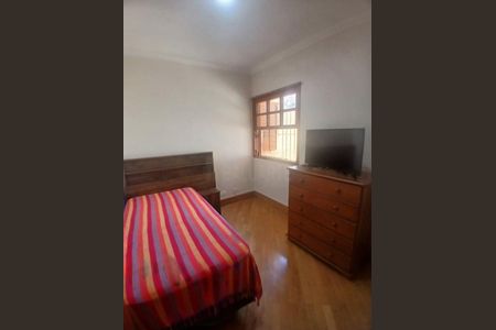 Casa à venda com 150m², 4 quartos e 4 vagas