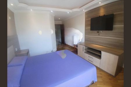 Casa à venda com 150m², 4 quartos e 4 vagas