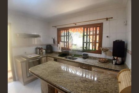 Casa à venda com 150m², 4 quartos e 4 vagas