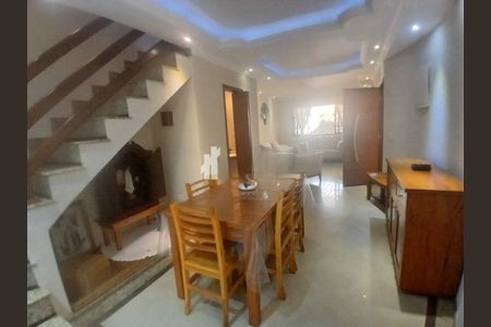 Casa à venda com 150m², 4 quartos e 4 vagas