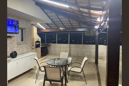 Apartamento à venda com 135m², 3 quartos e 2 vagas