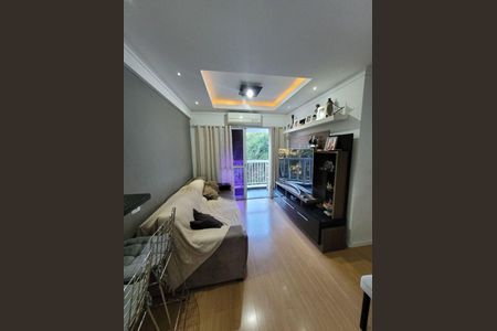 Apartamento à venda com 78m², 2 quartos e 1 vaga