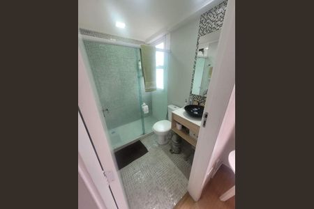 Apartamento à venda com 78m², 2 quartos e 1 vaga