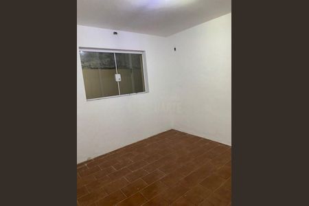 Casa à venda com 3 quartos, 300m² em Vila do Castelo, São Paulo