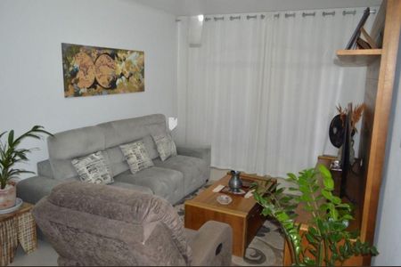 Casa à venda com 3 quartos, 180m² em Cidade Ademar, São Paulo