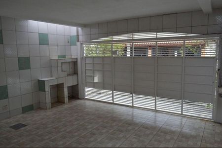 Casa à venda com 3 quartos, 180m² em Cidade Ademar, São Paulo