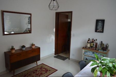 Casa à venda com 3 quartos, 180m² em Cidade Ademar, São Paulo