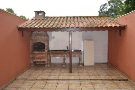 Casa à venda com 180m², 3 quartos e 2 vagas