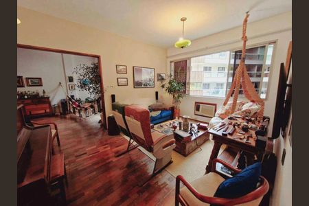 Apartamento à venda com 97m², 2 quartos e 1 vaga