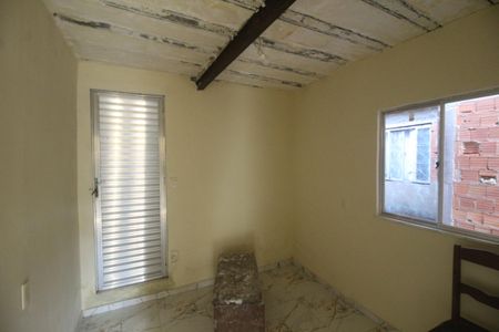Casa para alugar com 90m², 1 quarto e sem vagaQuarto