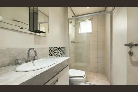 Apartamento à venda com 210m², 3 quartos e 3 vagas Apartamento à venda com 210m², 3 quartos e 3 vagasBanheiro