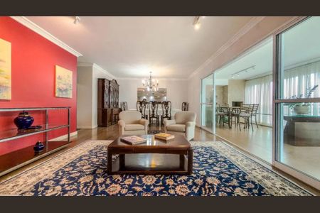 Apartamento à venda com 210m², 3 quartos e 3 vagas Apartamento à venda com 210m², 3 quartos e 3 vagasSala