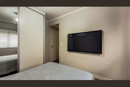 Apartamento à venda com 210m², 3 quartos e 3 vagas Apartamento à venda com 210m², 3 quartos e 3 vagasQuarto