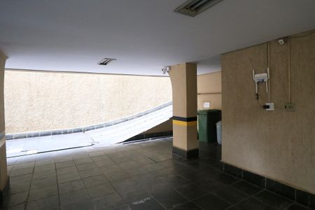 Apartamento à venda com 110m², 4 quartos e 1 vaga Apartamento à venda com 110m², 4 quartos e 1 vagaGaragem