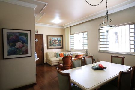 Sala de apartamento à venda com 4 quartos, 110m² em Silveira, Belo Horizonte