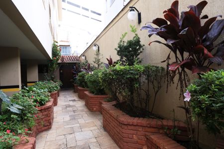 Apartamento à venda com 110m², 4 quartos e 1 vaga Apartamento à venda com 110m², 4 quartos e 1 vagaEntrada