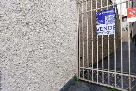 Apartamento à venda com 110m², 4 quartos e 1 vaga Apartamento à venda com 110m², 4 quartos e 1 vagaFachada com Plaquinha