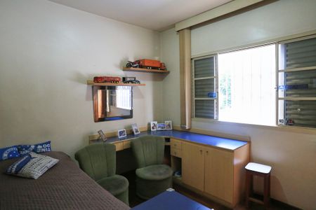 Apartamento à venda com 110m², 4 quartos e 1 vaga Apartamento à venda com 110m², 4 quartos e 1 vagaQuarto