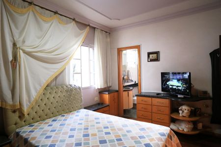 Apartamento à venda com 110m², 4 quartos e 1 vaga Apartamento à venda com 110m², 4 quartos e 1 vagaSuíte