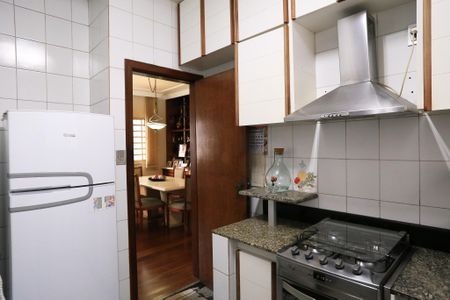 Apartamento à venda com 110m², 4 quartos e 1 vaga Apartamento à venda com 110m², 4 quartos e 1 vagaCozinha