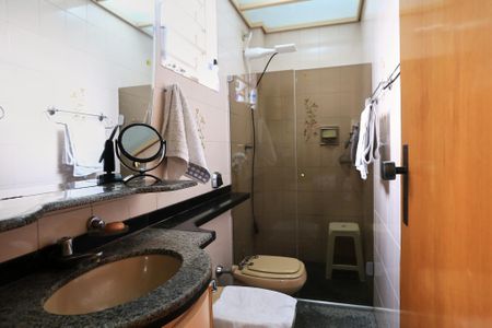 Apartamento à venda com 110m², 4 quartos e 1 vaga Apartamento à venda com 110m², 4 quartos e 1 vagaBanheiro da Suíte