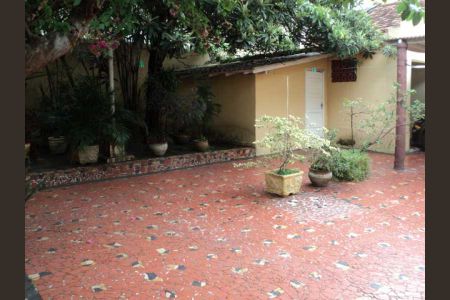 Casa à venda com 360m², 5 quartos e 6 vagas