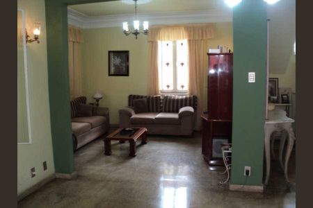 Casa à venda com 360m², 5 quartos e 6 vagas