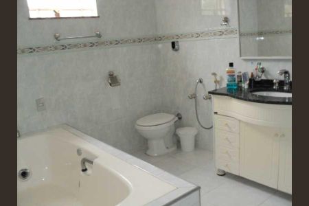Casa à venda com 360m², 5 quartos e 6 vagas