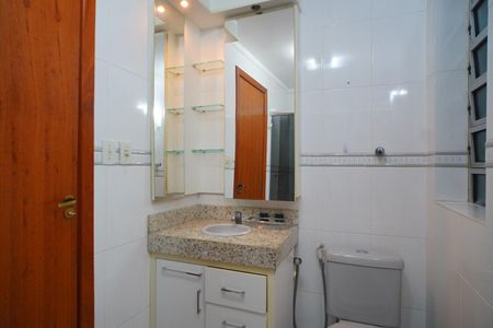 Apartamento à venda com 98m², 2 quartos e 1 vagaBanheiro 