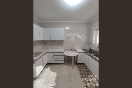 Casa à venda com 3 quartos, 140m² em Jardim Ernestina, São Paulo