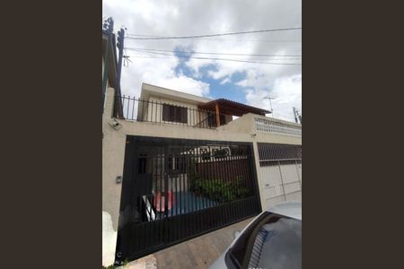 Casa à venda com 140m², 3 quartos e 2 vagas