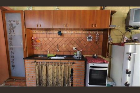 Casa à venda com 2 quartos, 200m² em Jardim Bandeirantes (Zona Norte), São Paulo