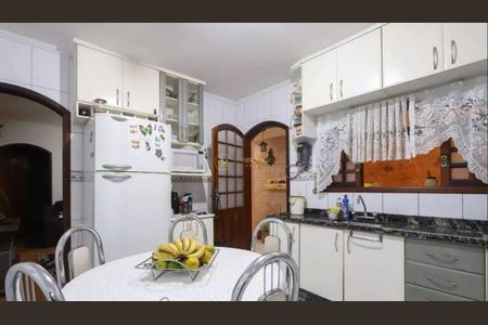 Casa à venda com 200m², 2 quartos e 2 vagas