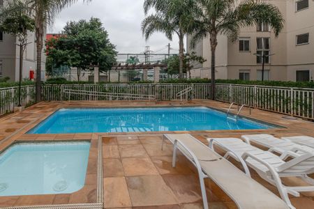 Apartamento para alugar com 49m², 2 quartos e 1 vaga Apartamento para alugar com 49m², 2 quartos e 1 vagaÁrea comum - Piscina