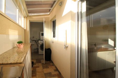 Apartamento à venda com 89m², 3 quartos e 2 vagas Apartamento à venda com 89m², 3 quartos e 2 vagasQuintal
